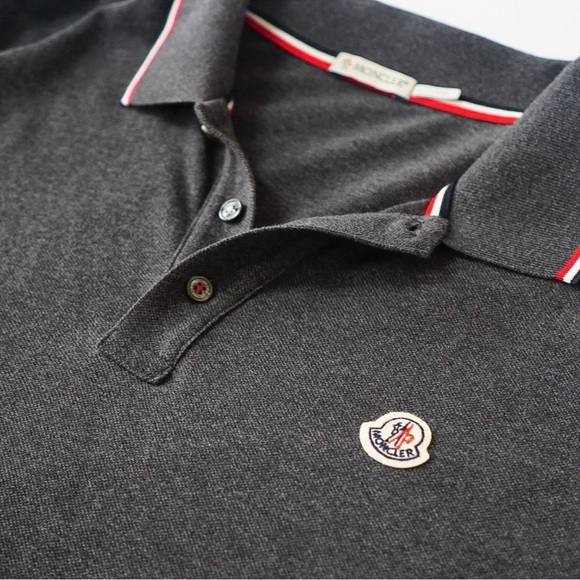 Moncler Logo-Patch NWOT Polo - Picture 5 of 6